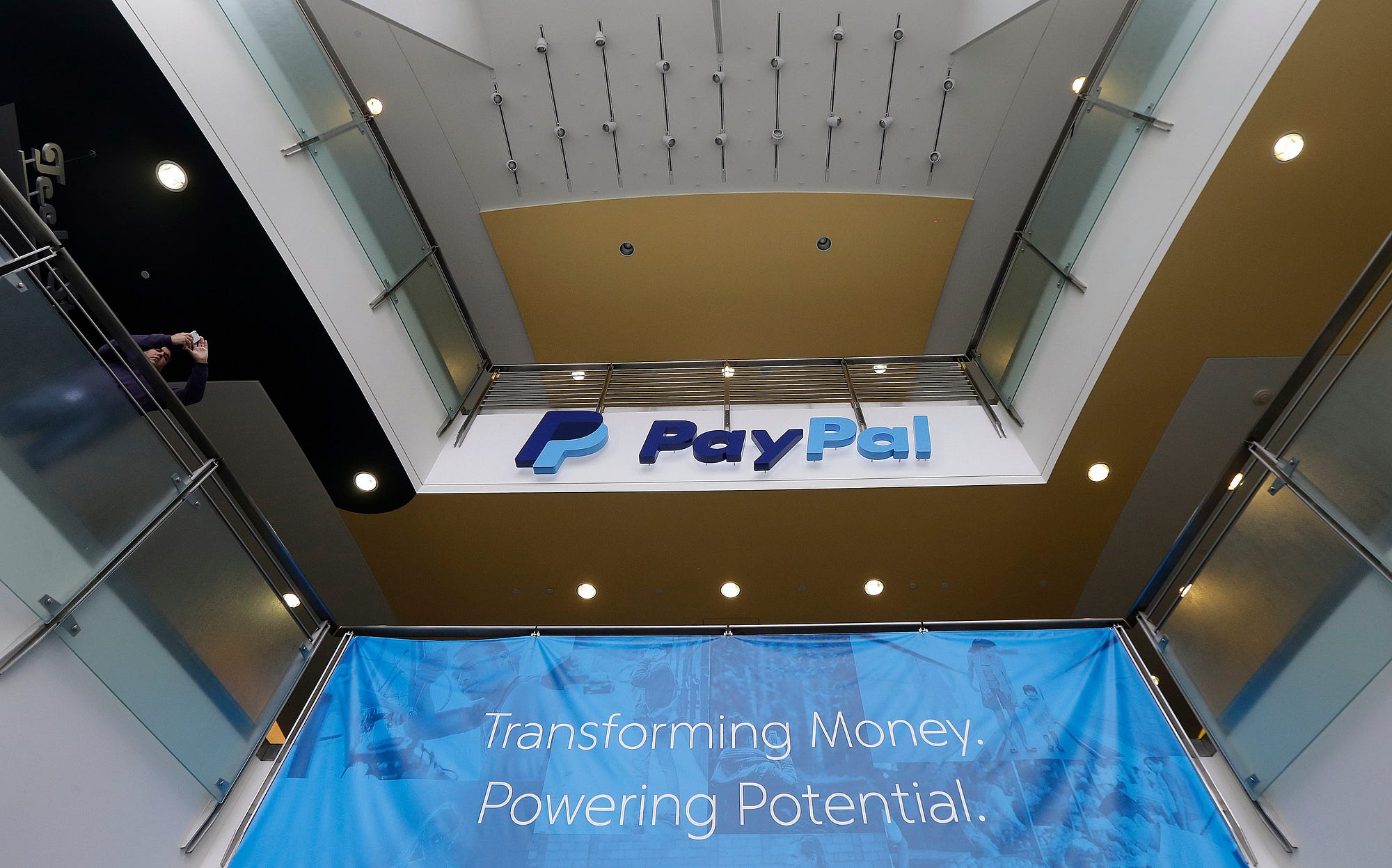 PayPal Quietly Tests Blockchain Rewards System for Employees | by Tanaya  Macheel | Cheddar | Medium