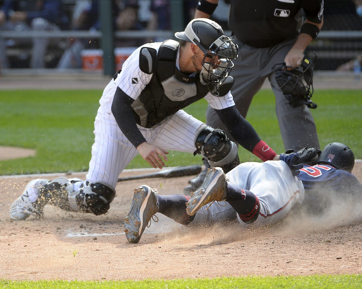 White Sox restrained after clinching playoff spot