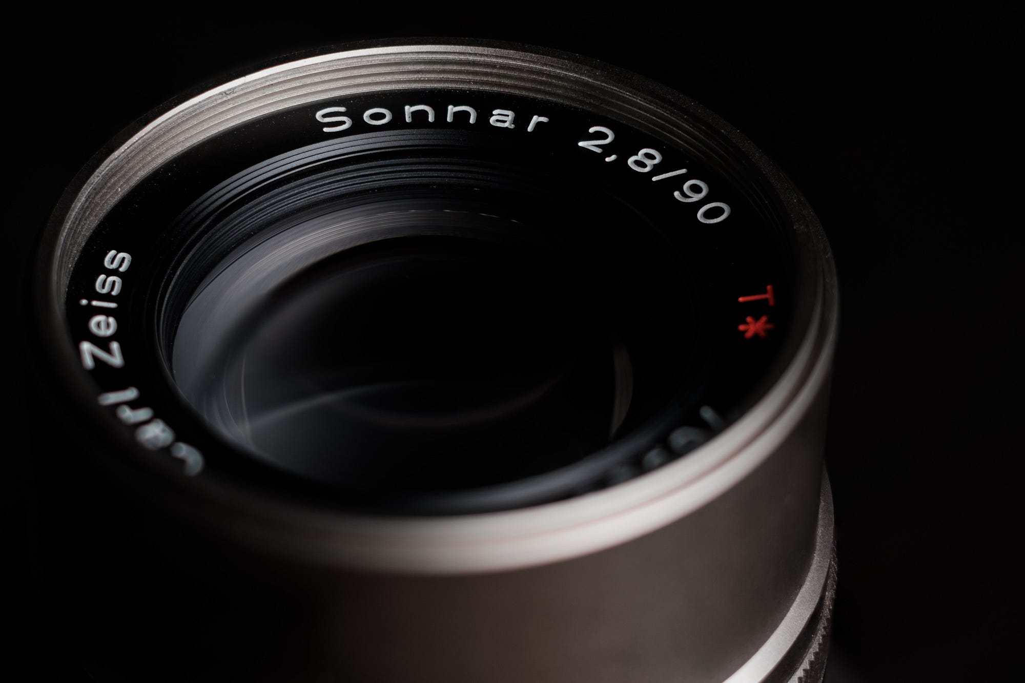 Zeiss Sonnar T* 90mm f2.8 — A Long-Term Review | by Aloysius Chow