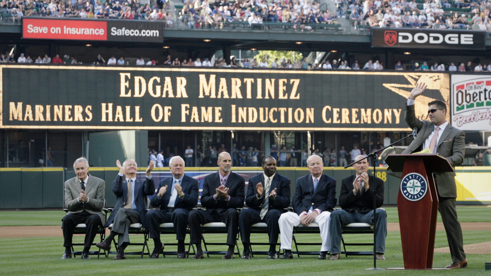 Seattle Mariners' Eugenio Suarez Passes Hall of Famer Edgar Martinez in  Team Record Books - Fastball