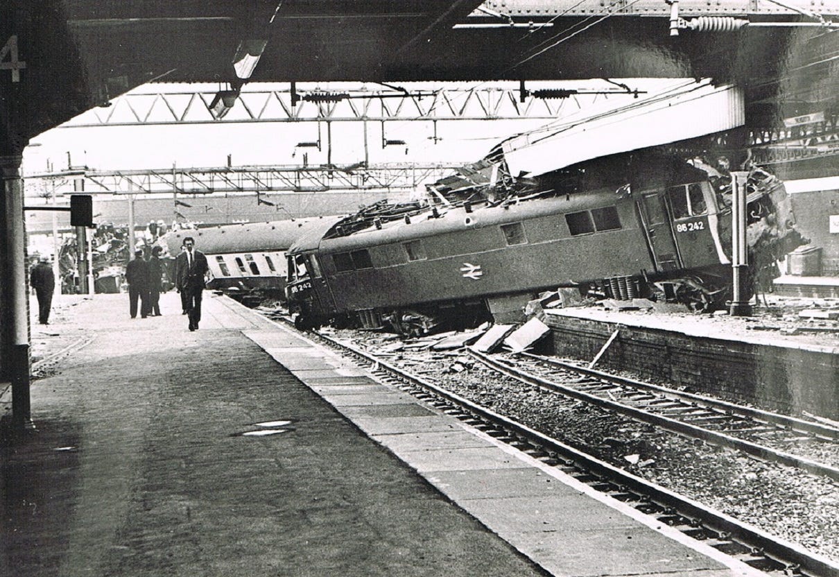 Darkness means Danger: The 1975 Nuneaton (England) Train