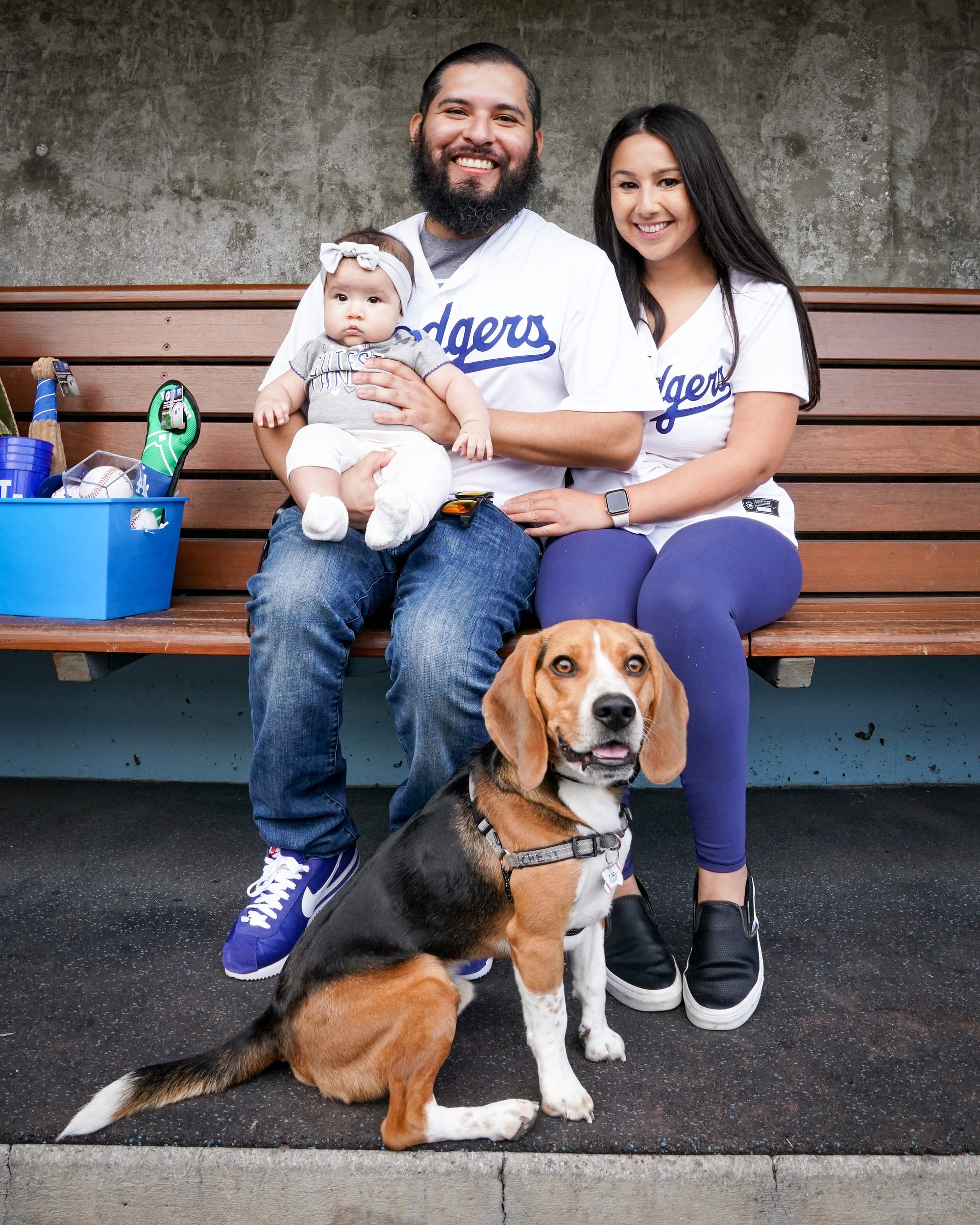 Photos: Dodgers invite TikTok dog Toby for VIP experience