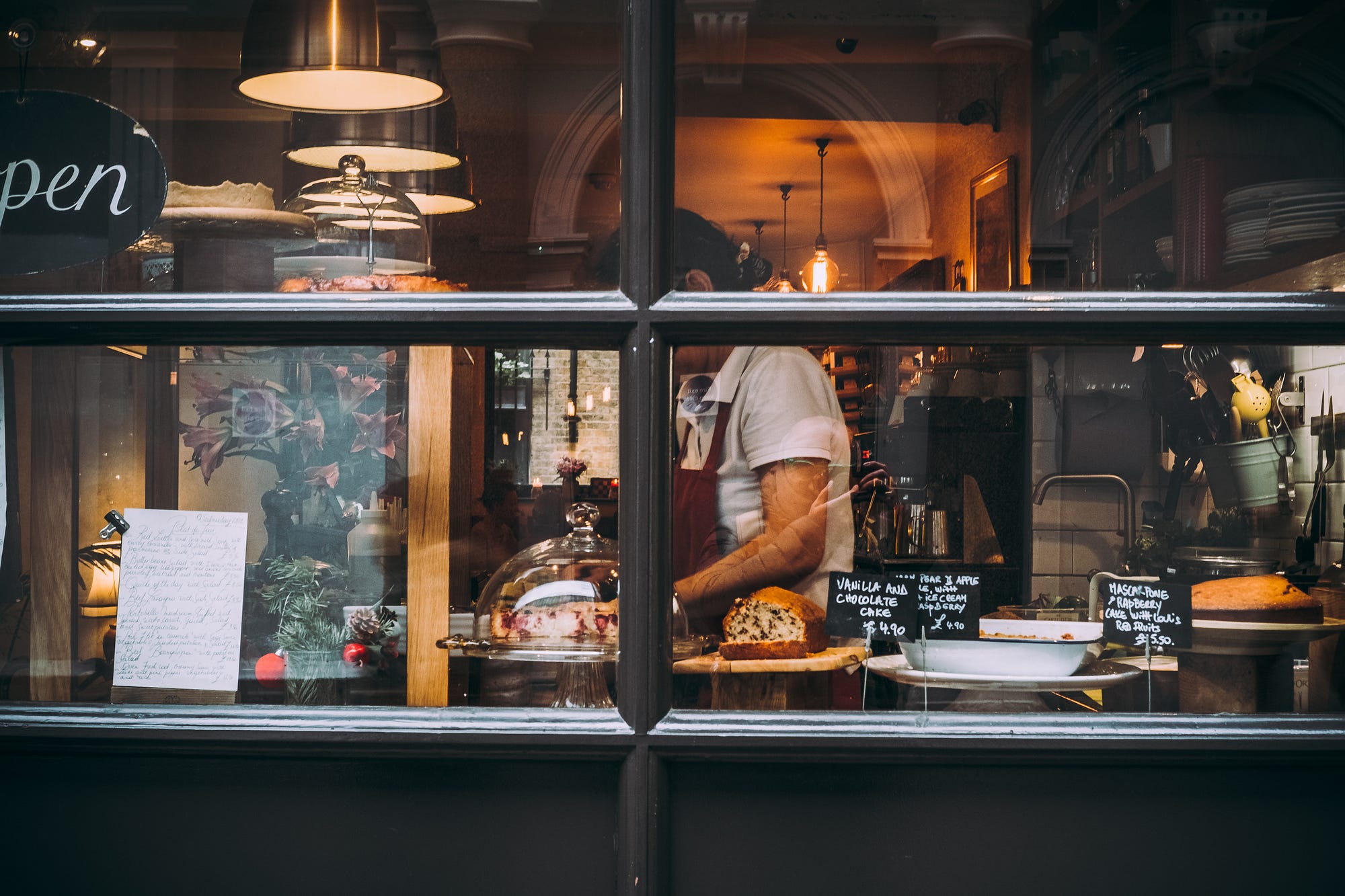 The experience of smell in retail stores, by Marta Mealha