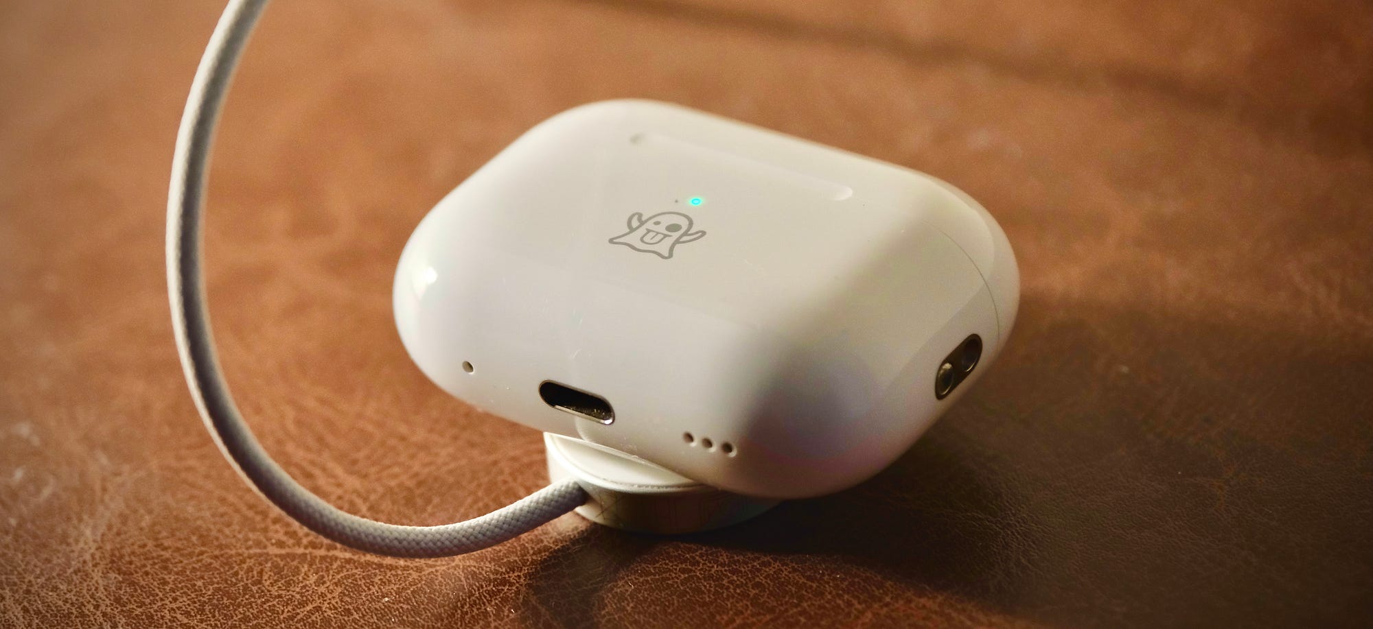 Why I Switched from AirPods Pro 2 to Wired Headphones (Sennheiser