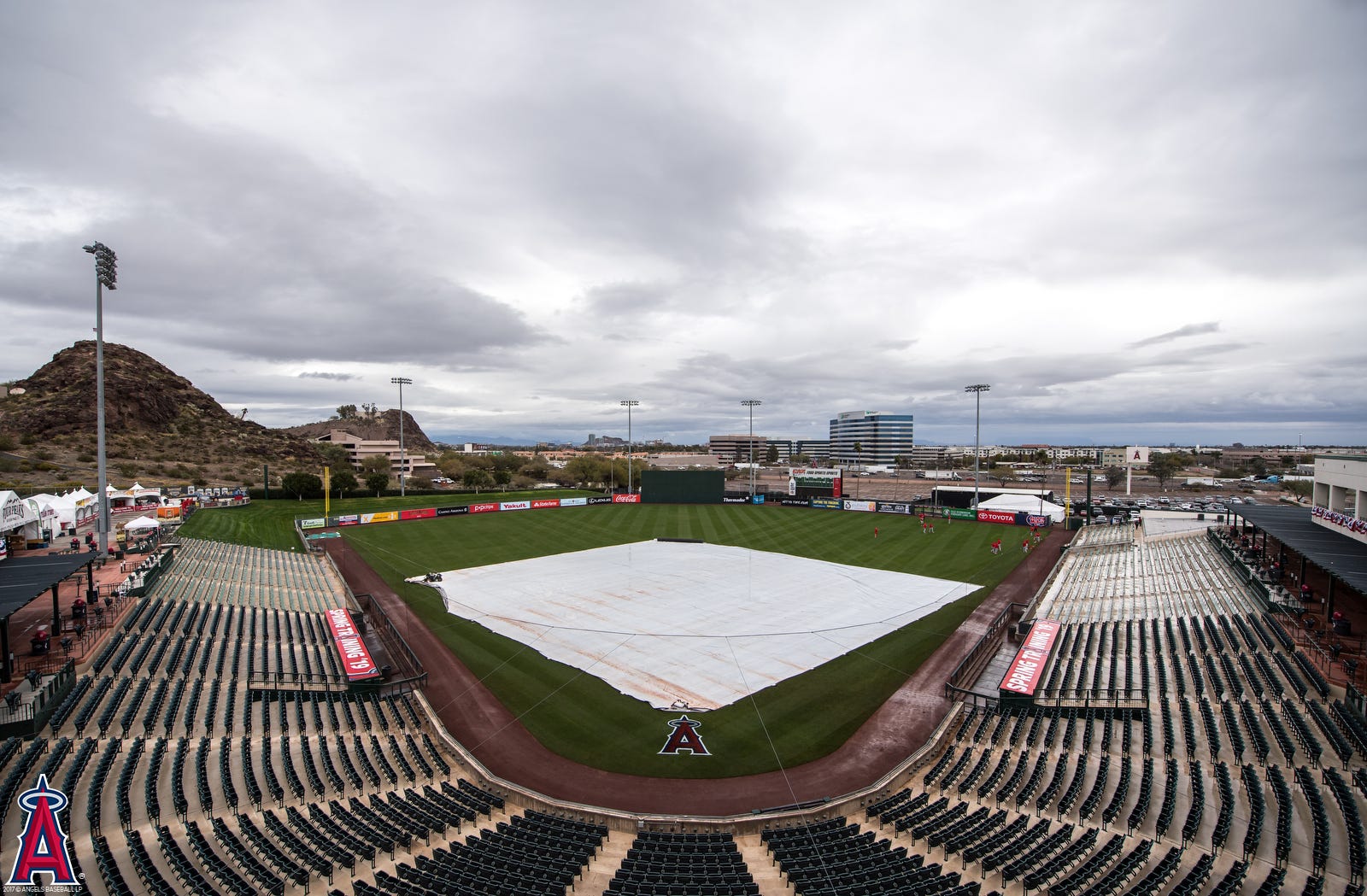 Photos: Rain shortens Los Angeles Angels Spring Training – Daily News