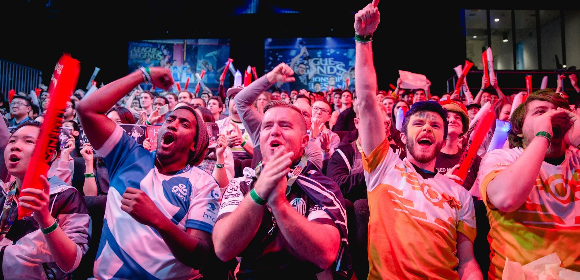 Cultivating the Esports Fan — How Esports is Following in Sports Footsteps by EIP EIPlatform Medium