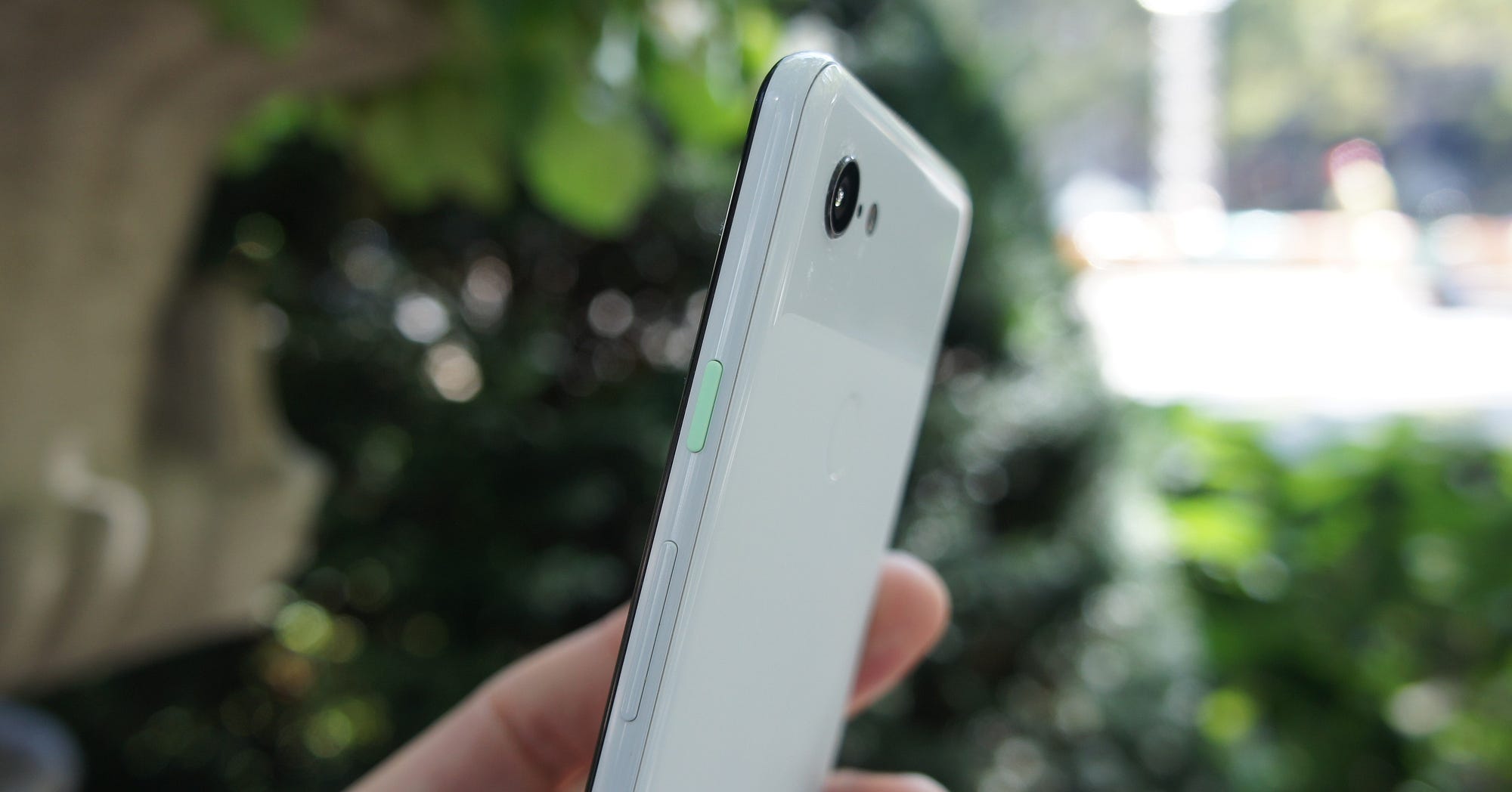 スナドラ845 有機ＥＬ Google Pixel 3　ホワイト Pixel 3 発表、5.5インチ・スナドラ845・FeliCa対応、価格は