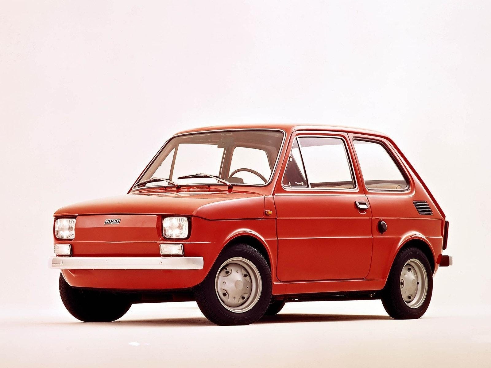 Benim Minik Arabam Fiat 126. Komünist Polonya'nın sevgili minik… | by Fatih  Uğur | Medium