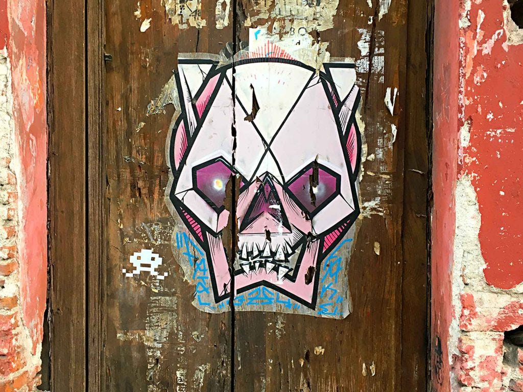 Street-side signing | View From Casita Colibrí
