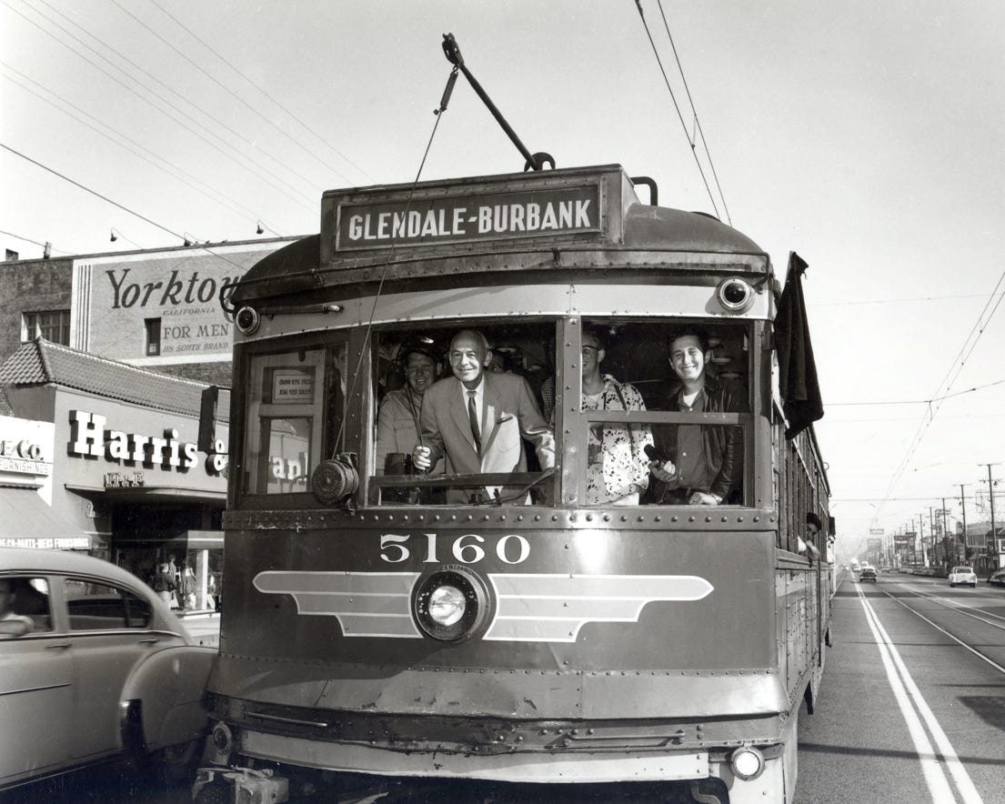 These photos show that car-crazy Los Angeles was once a