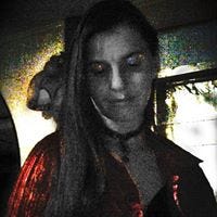 Liz Bounds – Medium