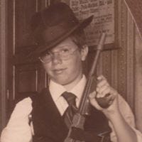 Chris McIntosh – Medium