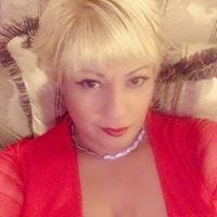 Claudia Valenzuela – Medium