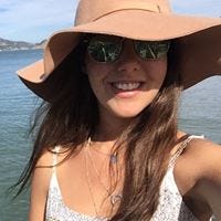 Lauren Rossi – Medium