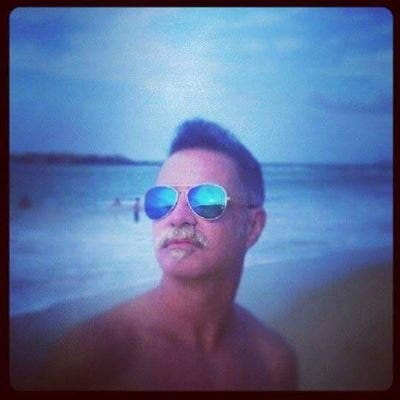 Wilfredo Cisneros – Medium