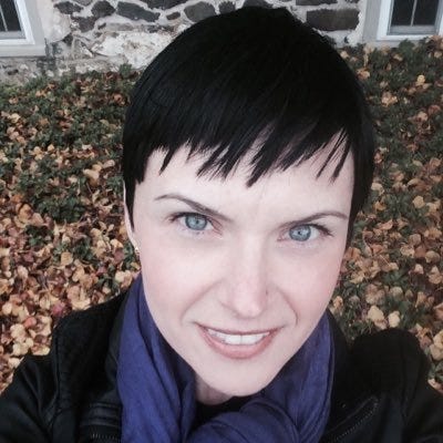 Dana Dugan – Medium
