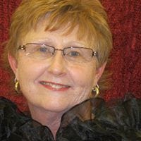 Sandra Lee Minor – Medium