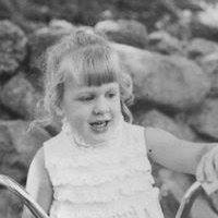 Erin Kirkpatrick – Medium