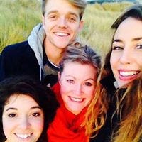 Ellie Faye Smith – Medium