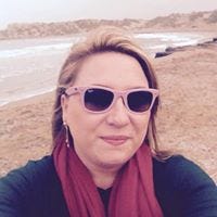 Zoe Uzun – Medium