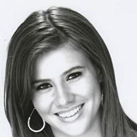 Kelly Smith – Medium