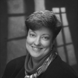 Alyson Button Stone – Medium