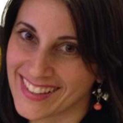 Alayna Francis – Medium