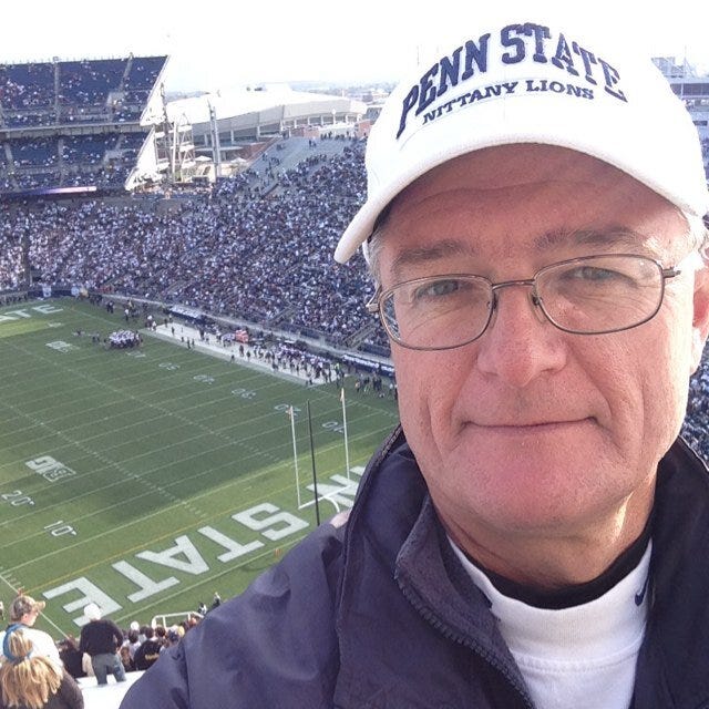 Dwight Michael Medium