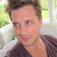 Petter Lindström Medium