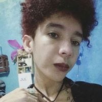 Laís Oliveira Medium