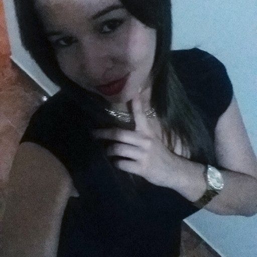 elizabeth-perez-medium