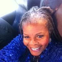 Amelia Horton – Medium