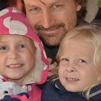 Tom Harper – Medium