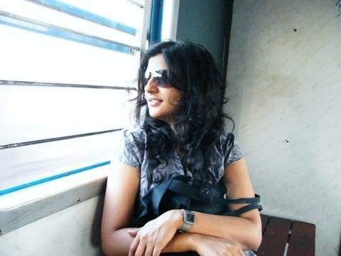 Sonia Sunny Thomas – Medium