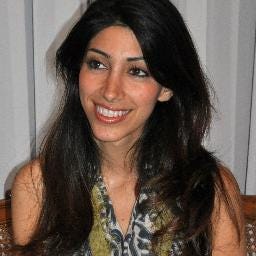 Paria Rajai – Medium