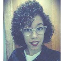 Gabriela Gomes – Medium