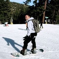 Connor Lee – Medium