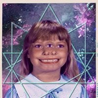 Sarah Wi – Medium