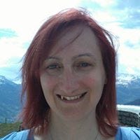 Danni Capelin – Medium