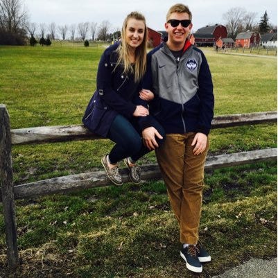 Alex Davis – Medium