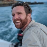 Mackenzie Jackson – Medium