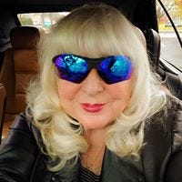 Maggie Williams – Medium