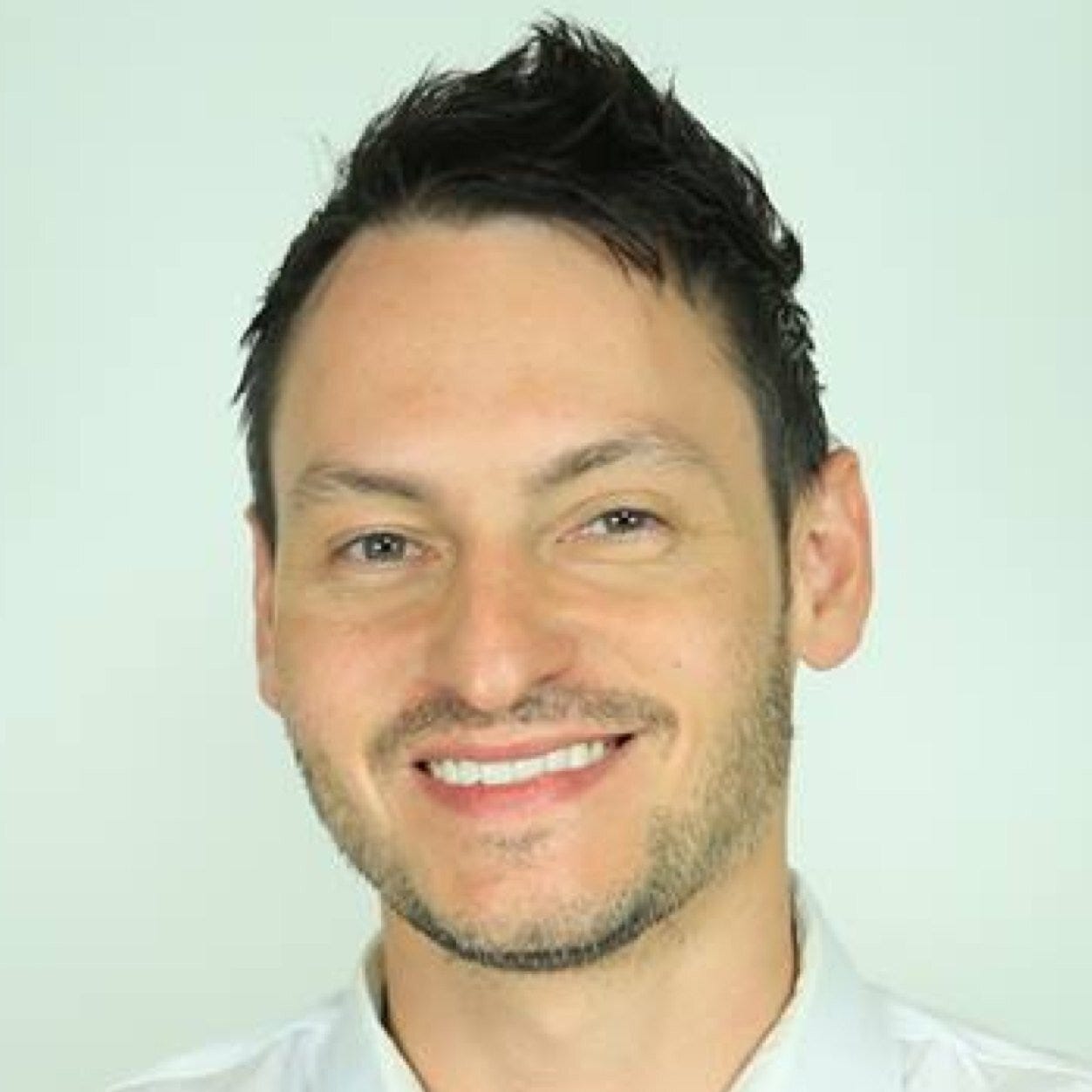 Jeffrey W Jordan – Medium
