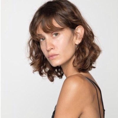 Helena Prestes – Medium
