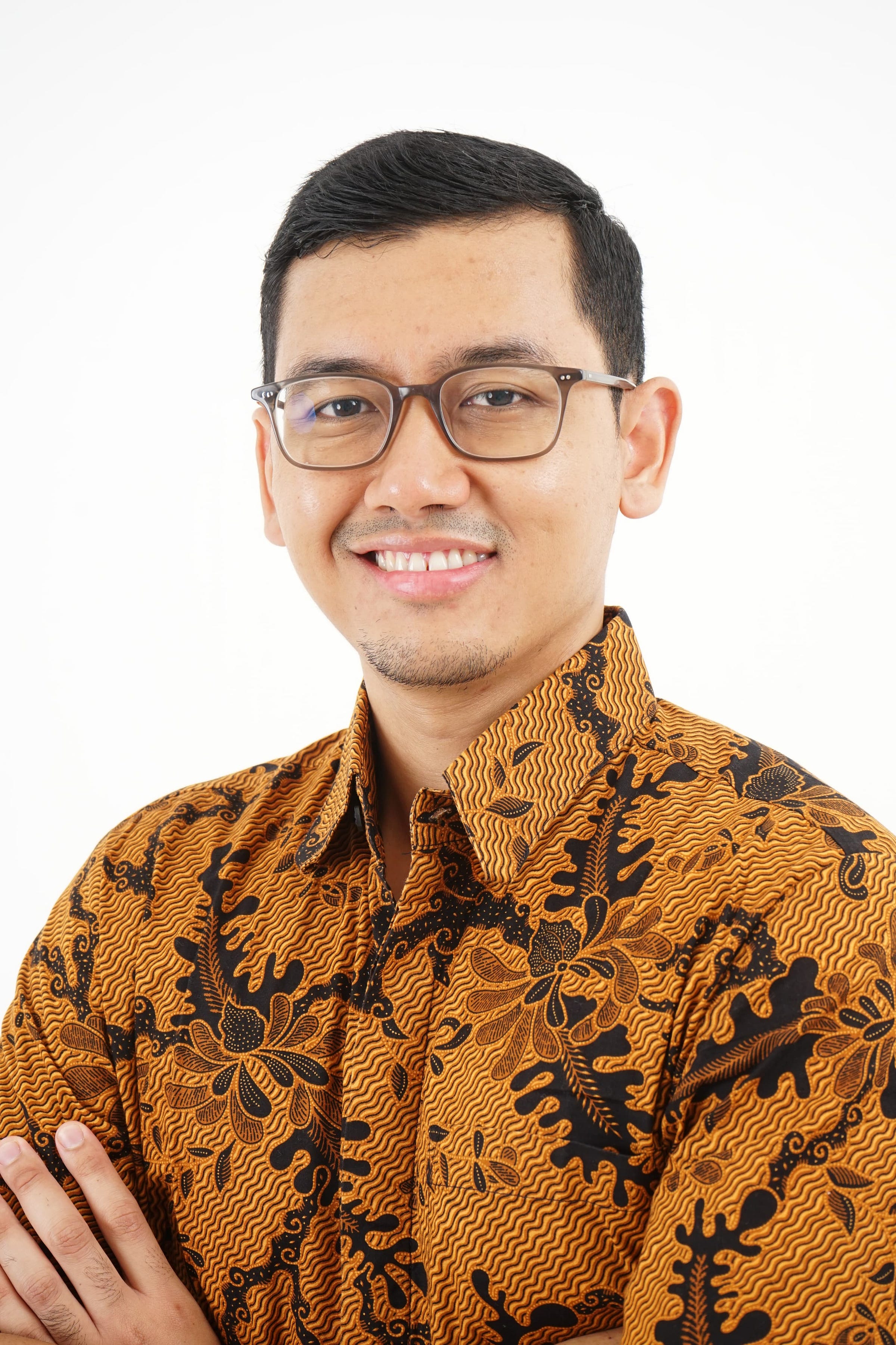 Vidi Aziz – Medium