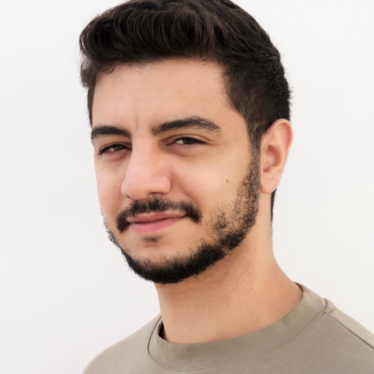 Jad Mekari Medium Jad mekari medium