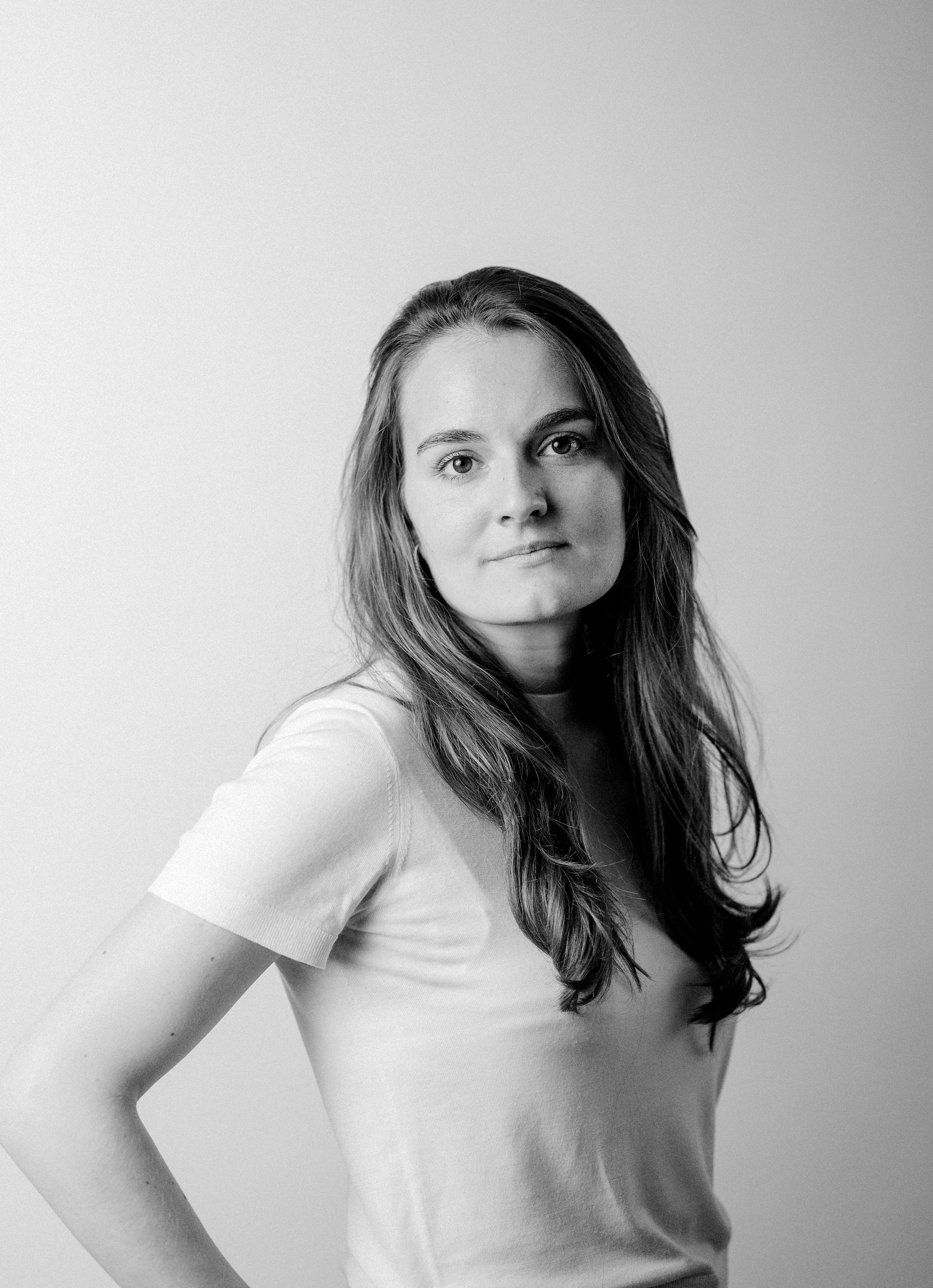 Aniela de La Villemarqué – Medium