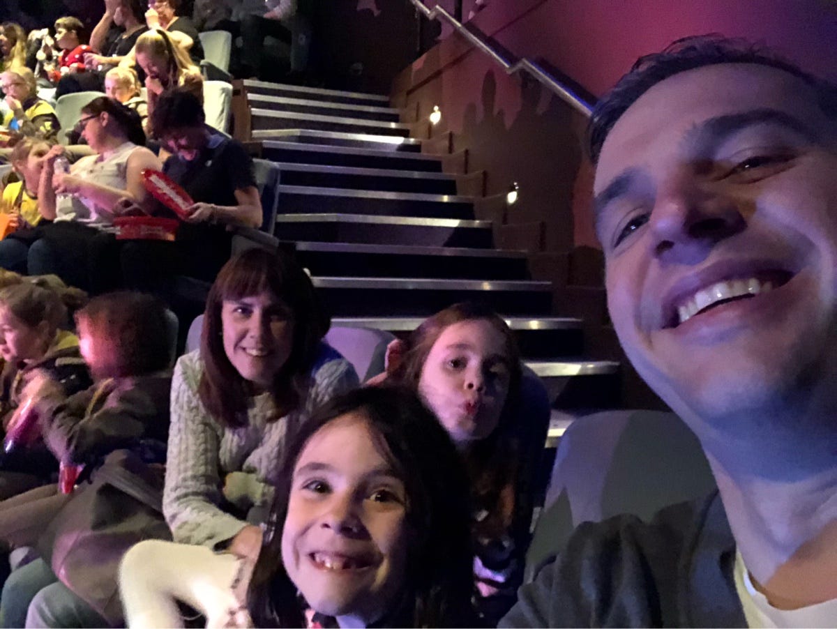 Robert Hodges – Medium