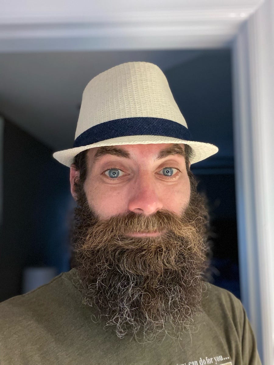 Aaron Riches Aaron Rich – Medium