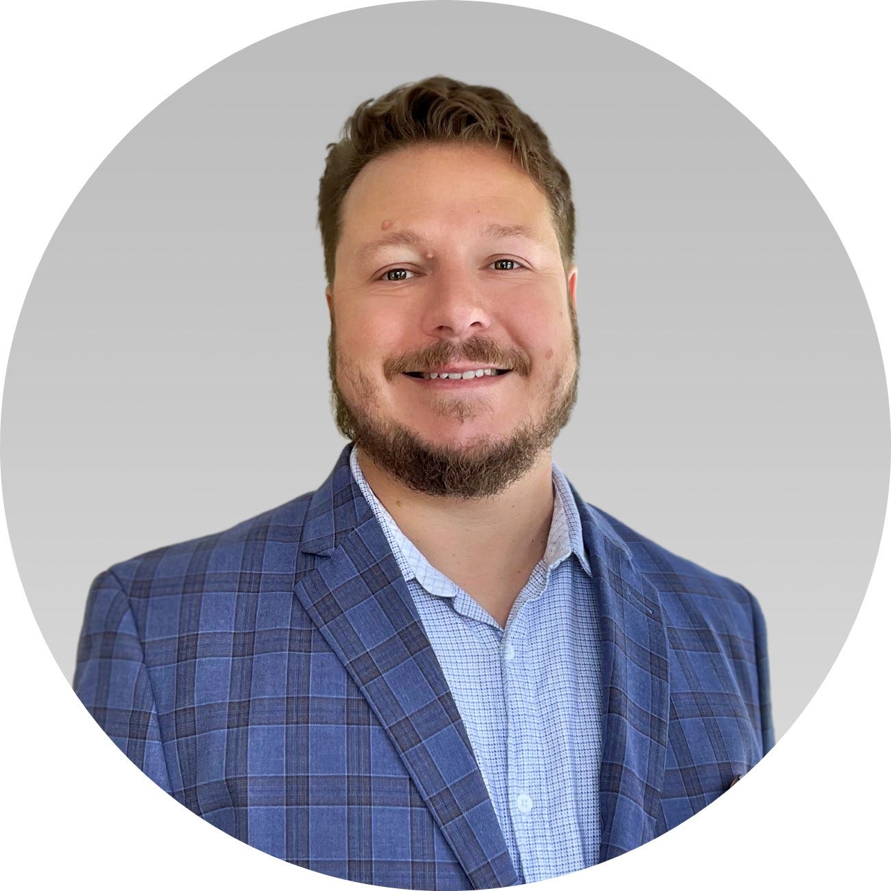 Trey Robbins – Medium